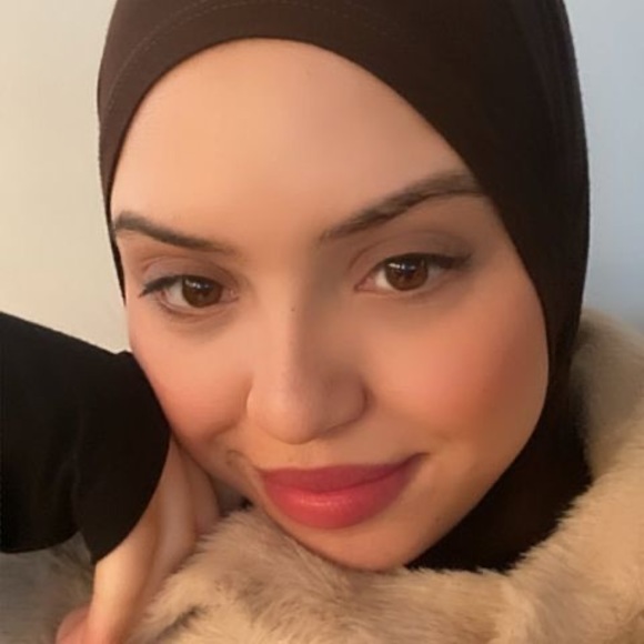 Meet your Posher, Ay - Picture 1 of 1